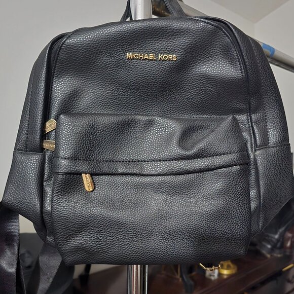 Michael Kors New Backpack - Picture 1 of 2
